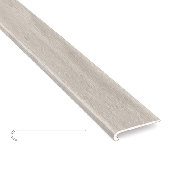 Stair Tread Oak Villa Gold
